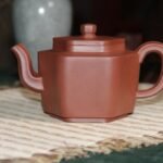 宜兴紫砂壶丨六方花影_泥料：紫泥_容量：300cc