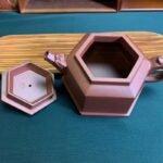 宜兴紫砂壶丨威震八方_泥料：紫泥_容量：280cc