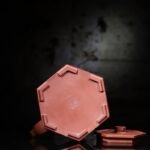 宜兴紫砂壶 | 六方提梁_泥料：底槽清_容量：800cc
