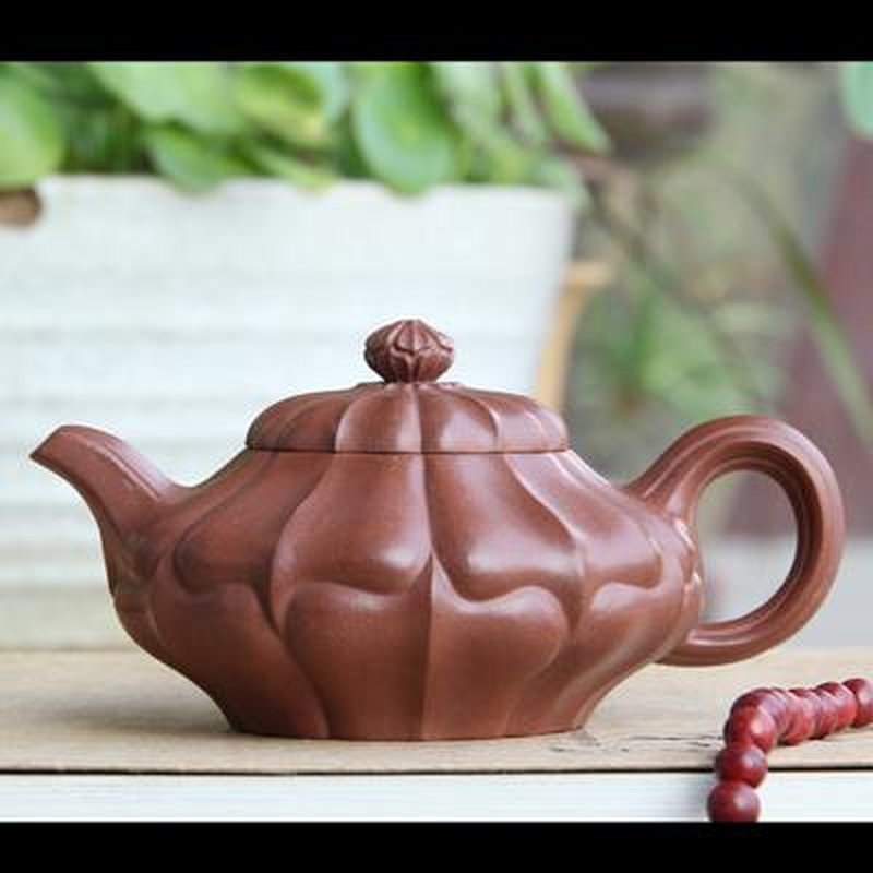 宜兴紫砂壶 | 小合菱壶_泥料：紫泥_容量：200cc