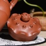 宜兴紫砂壶 | 荷叶莲子_泥料：朱泥_容量：660cc