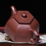 宜兴紫砂壶 | 六方井栏_泥料：紫泥_容量：280cc