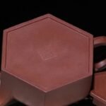 宜兴紫砂壶 | 六方井栏_泥料：紫泥_容量：280cc