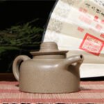 宜兴紫砂壶 | 姜公独钓_泥料：本山段泥_容量：230cc
