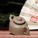 宜兴紫砂壶 | 姜公独钓_泥料：本山段泥_容量：230cc