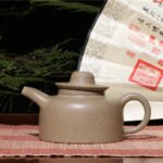 宜兴紫砂壶 | 姜公独钓_泥料：本山段泥_容量：230cc