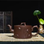 宜兴紫砂壶 | 松桩_泥料：老紫泥_容量：330cc