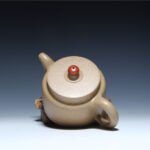 宜兴紫砂壶 | 鸿运当头_泥料：段泥_容量：240cc