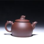 宜兴紫砂壶 | 醒狮_泥料：紫泥_容量：450cc