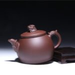 宜兴紫砂壶 | 醒狮_泥料：紫泥_容量：450cc