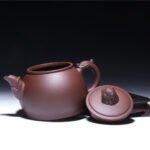 宜兴紫砂壶 | 醒狮_泥料：紫泥_容量：450cc