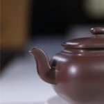 宜兴紫砂壶 | 卡盖方樽_泥料：紫泥_容量：300cc