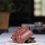 宜兴紫砂壶 | 孤棱_泥料：紫泥_容量：200cc