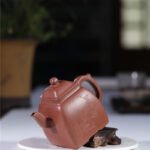 宜兴紫砂壶 | 四方汉韵_泥料：紫泥_容量：350cc