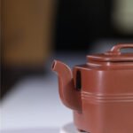 宜兴紫砂壶 | 四方腰线_泥料：紫泥_容量：250cc