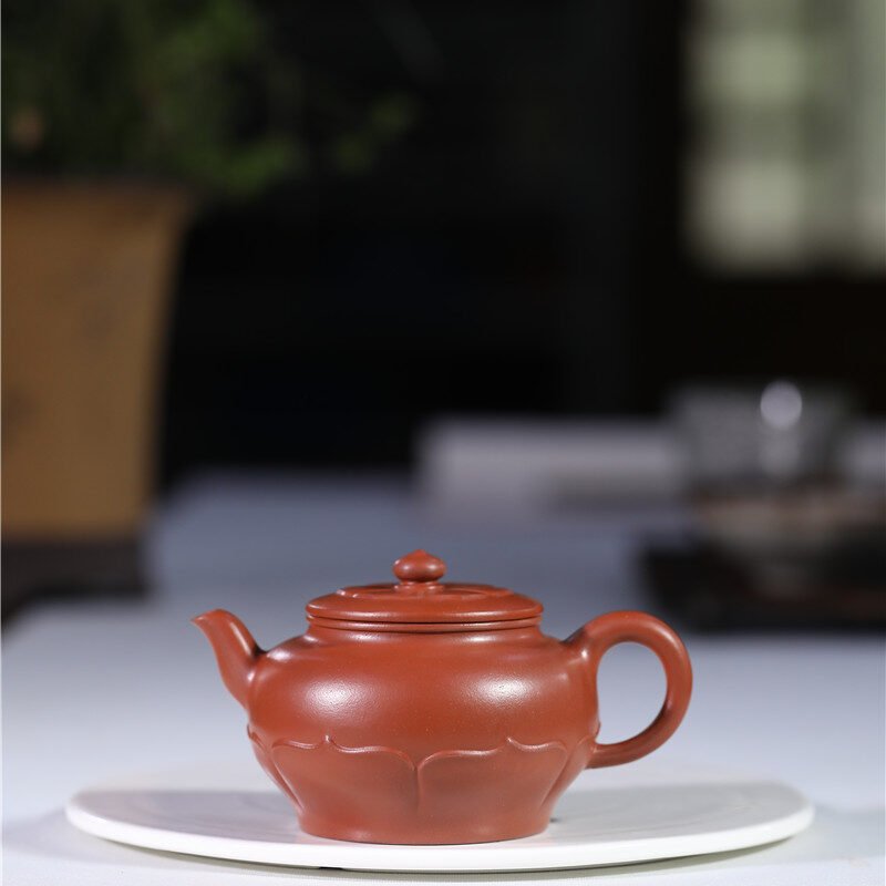 宜兴紫砂壶 | 清莲_泥料：大红袍_容量：190cc