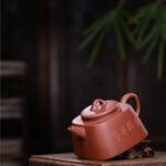 宜兴紫砂壶 | 方斗壶_泥料：紫泥_容量：450