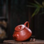 宜兴紫砂壶 I 子冶石瓢_泥料：大红袍_容量：260cc