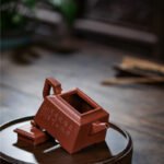 宜兴紫砂壶 I 君方 _泥料：紫泥 _ 容量：300cc