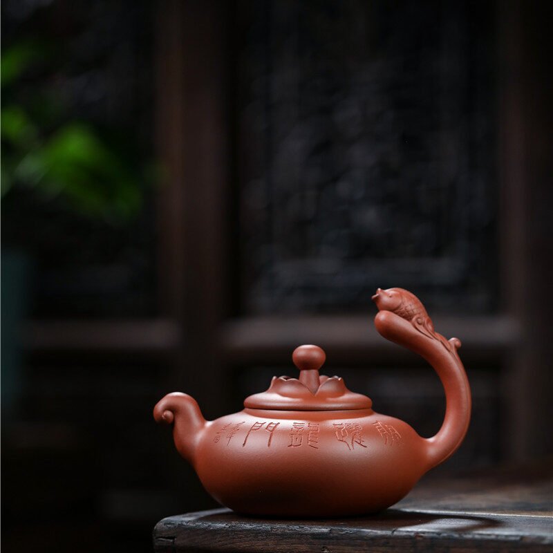 宜兴紫砂壶 I 龙门一跃 _ 泥料：红清水泥 _ 容量：350cc